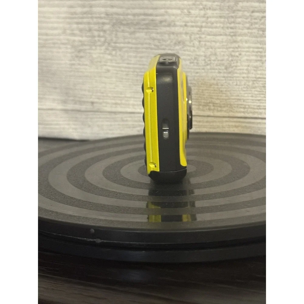 Polaroid X800 Underwater Waterproof Digital Camera 8MP Yellow Black 3m - Works